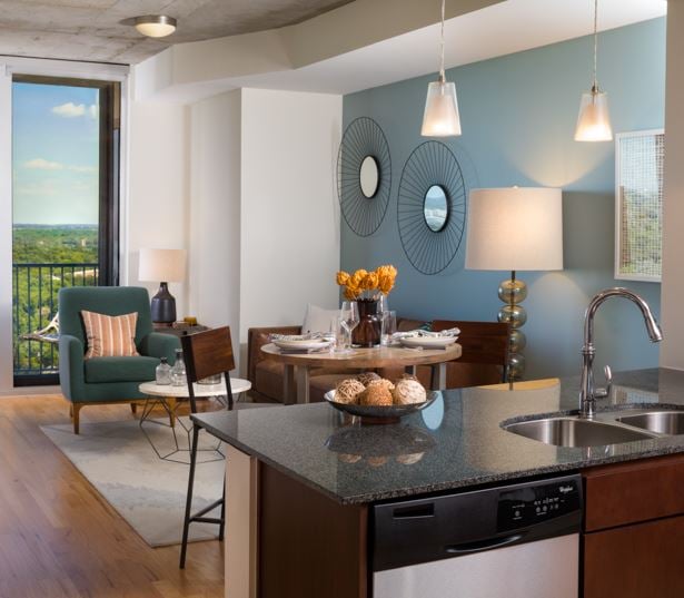 high rise apartments austin - SkyHouse Austin Living room