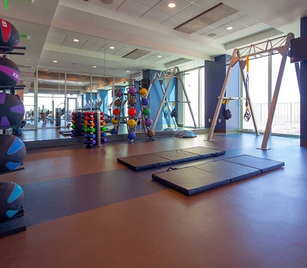 SkyHouse Dallas - TRX training room - Downtown Dallas Apartments