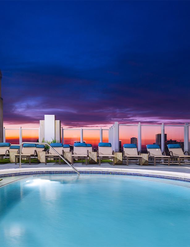 Luxury Galleria Apartments Houston - SkyHouse River Oaks resort pools