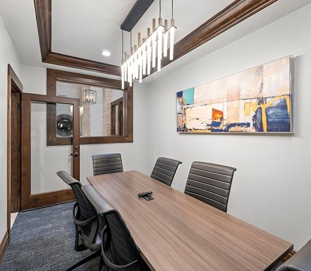 Apartments in Grapevine, TX - StoneLedge Apartments - Conference Room