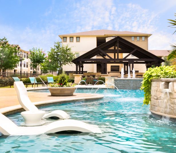 Tour the Gallery Grapevine TX Apartments for Rent StoneLedge