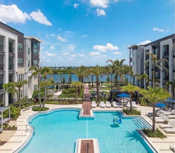 Old Tampa Bay Apartments for Rent - The Residence Peninsula - Entrance