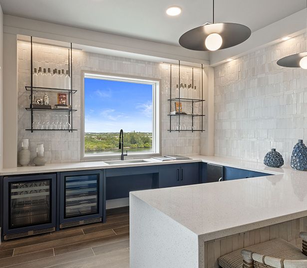 Apartments near Westshore Marina District - The Residence Peninsula - Social Space
