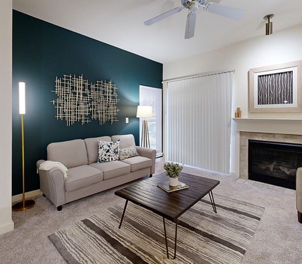 Union Hill apartments in Redmond - The Lodge at Redmond Ridge Exquisite living room with fireplace