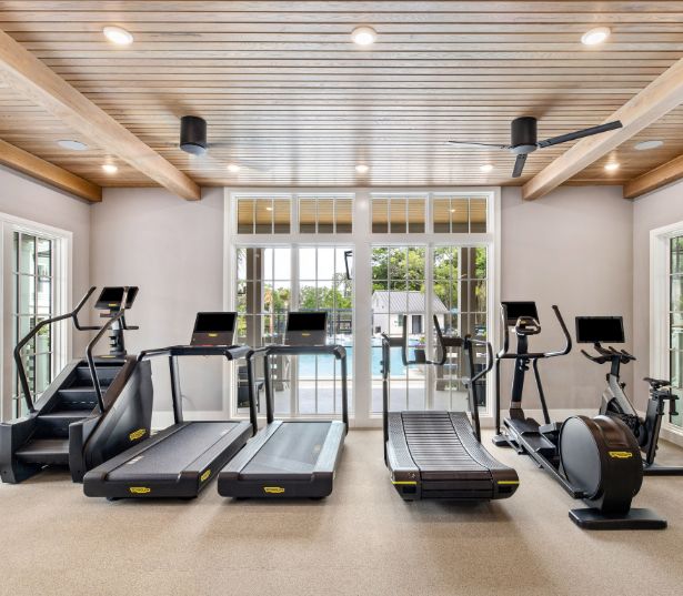 The Henslow Daniel Island - Fitness lounge - Charleston, SC Apartments