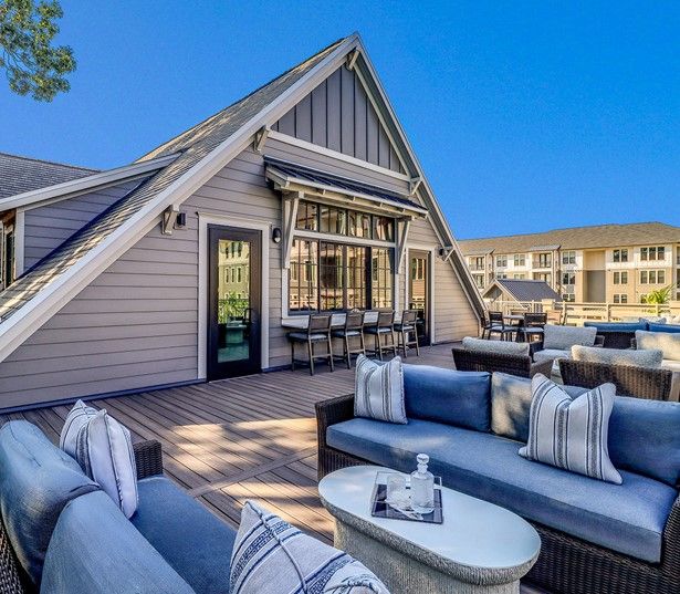 Pet Friendly Townhomes in Charleston - The Henslow Daniel Island - Rooftop lounge