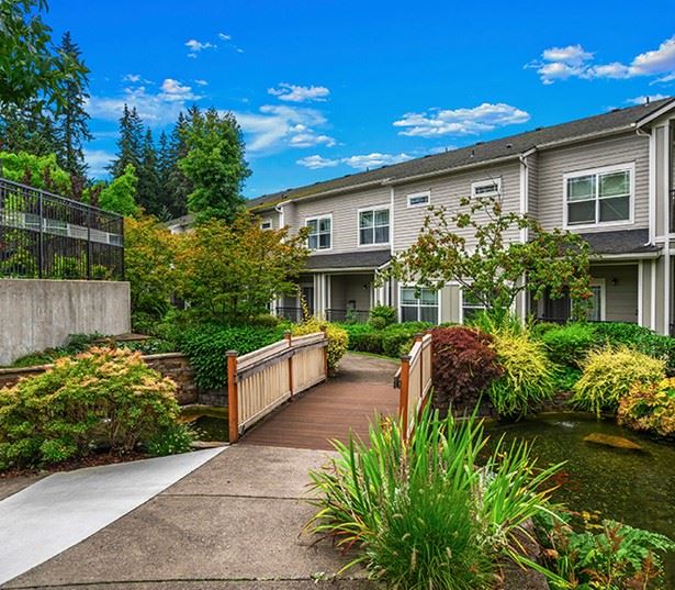 The Lodge at Redmond Ridge apartments in the Lake Washington School District - Private balcony