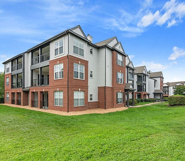 West End apartments in Richmond VA - The Madison Apartments Situated on 26 sprawling acres