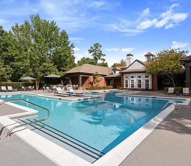 West End apartments for rent - The Madison Apartments Two sparkling swimming pools