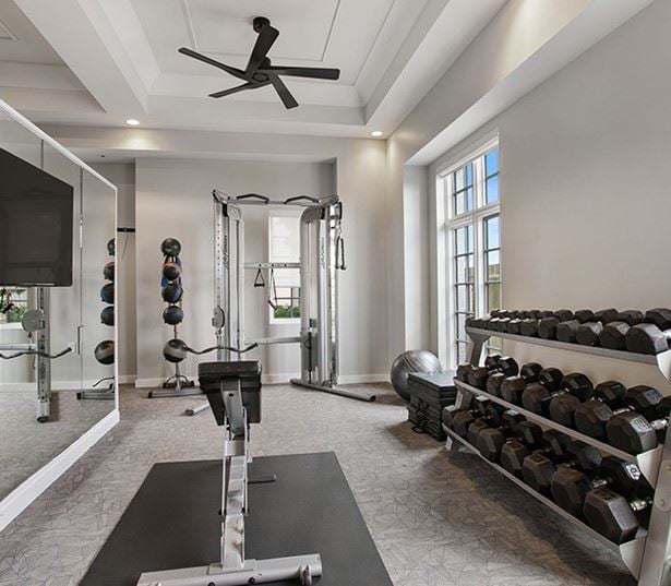 Lenox apartments for rent in Midtown near CBRE - The Residence Buckhead Atlanta fitness center