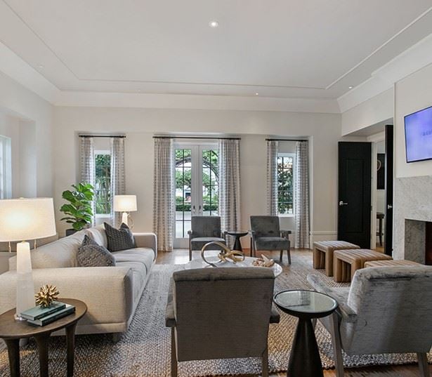 West Paces Road apartments in Buckhead - The Residence Buckhead Atlanta club lounge