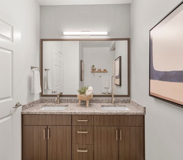 The Timbers at Issaquah Ridge apartments in Downtown Issaquah near Sanmar - Bathroom 