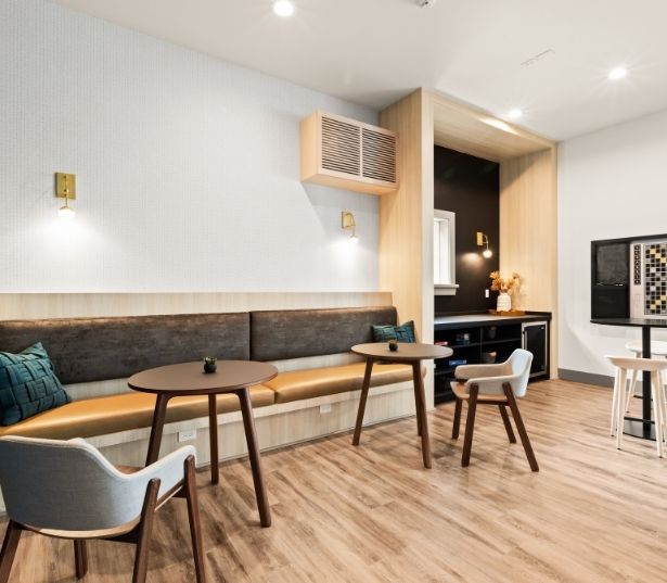 Apartments in Issaquah WA near Siemens - The Timbers at Issaquah Ridge Game Room