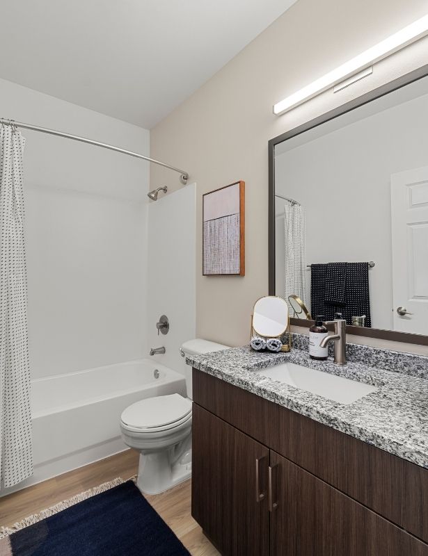 1 bedroom apartments in Issaquah - The Timbers at Issaquah Ridge - Bathroom