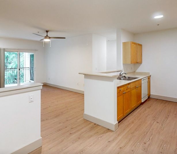 The Lodge at Redmond Ridge Apartments in Redmond - Upgraded Flooring