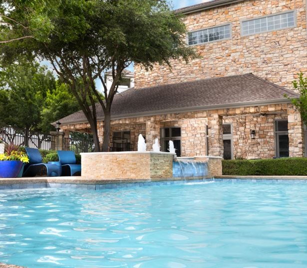 Villas at Stonebridge Ranch - Swimming pool - Stonebridge Ranch Apartments in McKinney, TX