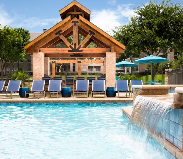 Villas at Stonebridge Ranch - Outdoor grills - Stonebridge Ranch Apartments in McKinney, TX