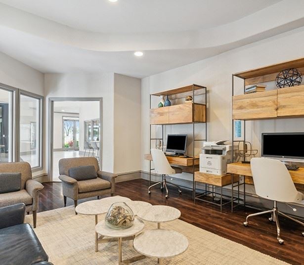 Villas at Stonebridge Ranch - kitchen and coffee bar - McKinney ISD Apartments