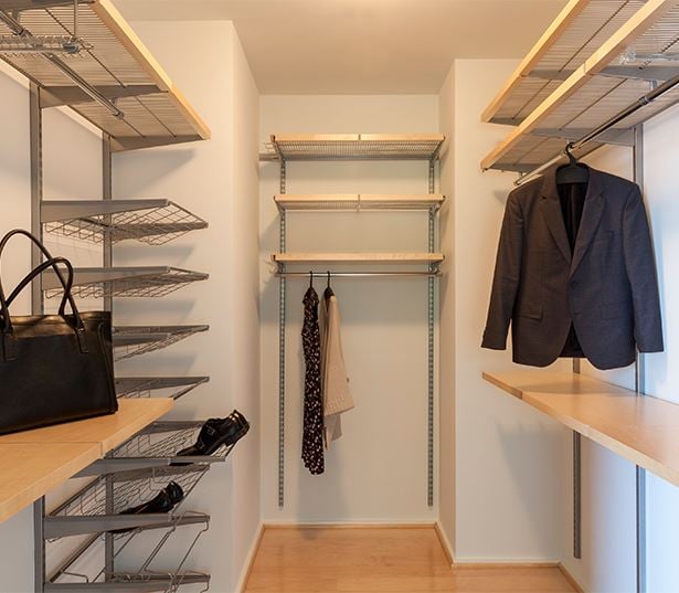 Zoso Flats - closet - Arlington VA Rentals