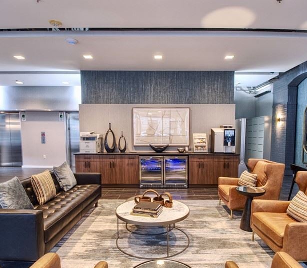 Zoso Flats - club lounge - Arlington VA Rentals
