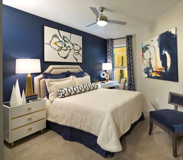 biltmore apartments phoenix - District at Biltmore bedroom