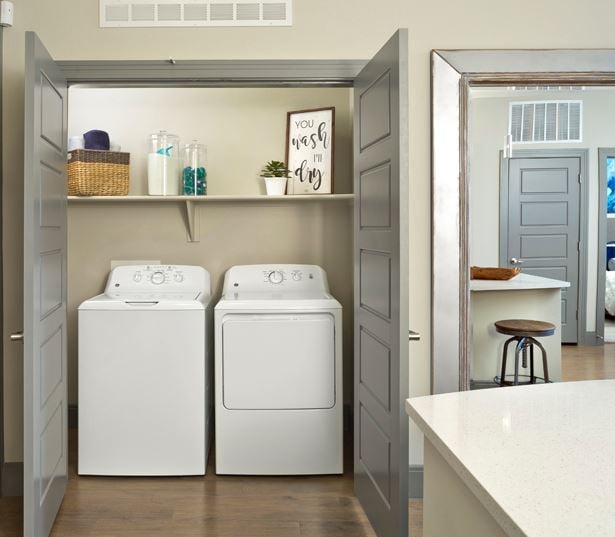 phoenix luxury apartments - District at Biltmore washer and dryer