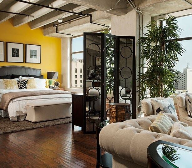 Downtown LA lofts for rent - Brockman Lofts Expansive living room dining room space