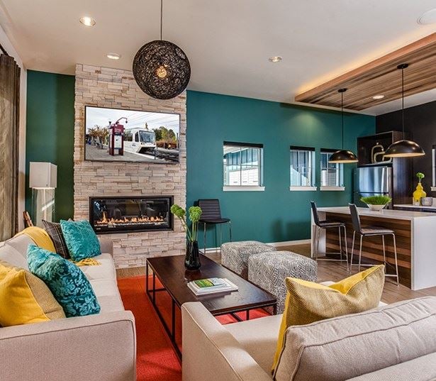 Victory Flats apartments in Beaverton, OR - Contemporary clubhouse with full kitchen and lounge