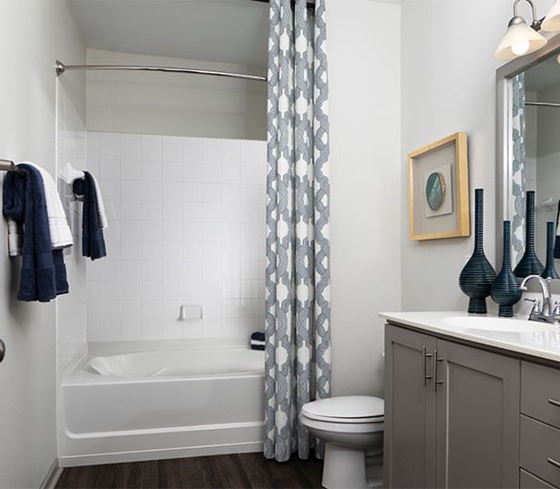 Highlands at Dearborn apartments in Peabody, MA - bathrooms with large soaking tubs 