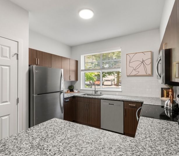 Snoqualmie Falls apartments - The Timbers at Issaquah Ridge Spacious kitchen interior