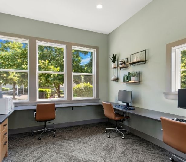 Apartments in Issaquah WA near Siemens - The Timbers at Issaquah Ridge Business Center