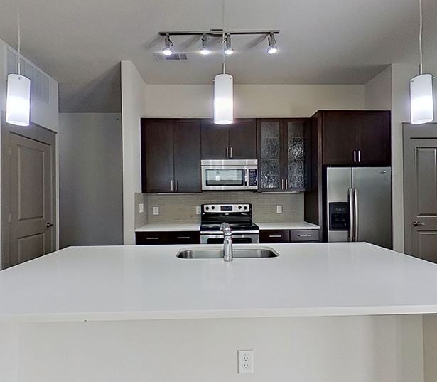 2-bedroom Apartments in Dallas - Icon at Ross - 22F4 Floor Plan Virtual Tour