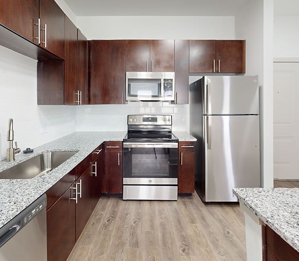 Brick Row Apartments in Richardson, TX - 22F3 Virtual Tour