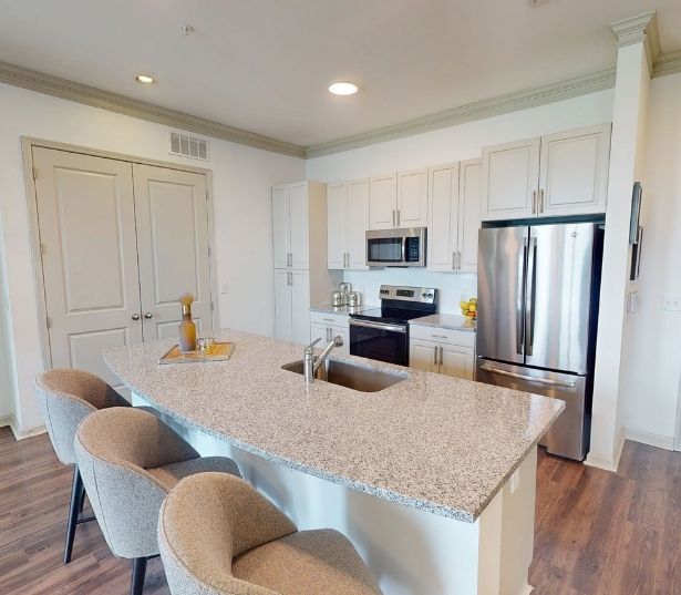 2700 Charlotte Ave - 22F1 Floor Plan Virtual Tour - Nashville, TN
