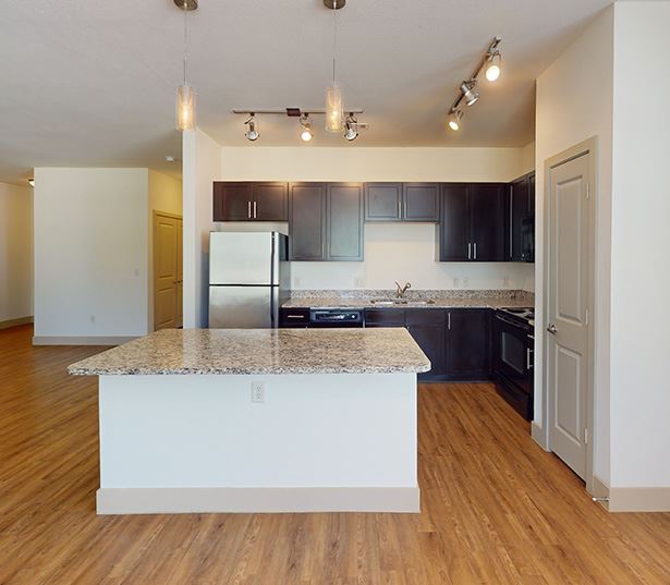 3 Bedroom Apartments in Richardson, TX - Brick Row - 32F1 Floor Plan Virtual Tour