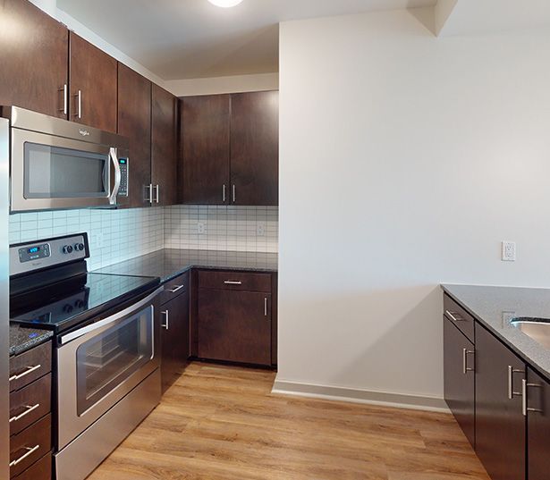 Victory Park Apartments in Dallas - SkyHouse Dallas - B1 Floor Plan Virtual Tour
