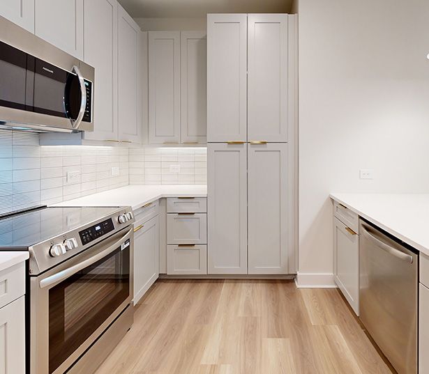 Pet Friendly Apartments in Tampa - The Residence Peninsula - Brigantine Floor Plan Virtual Tour
