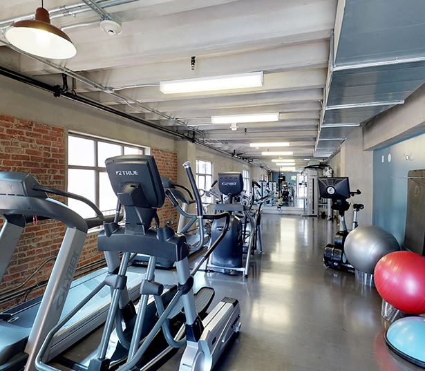Downtown LA lofts for rent near The BLOC - Brockman Lofts fitness center virtual tour