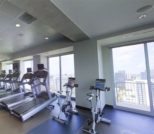 Houston Apartments - SkyHouse River Oaks - fitness center