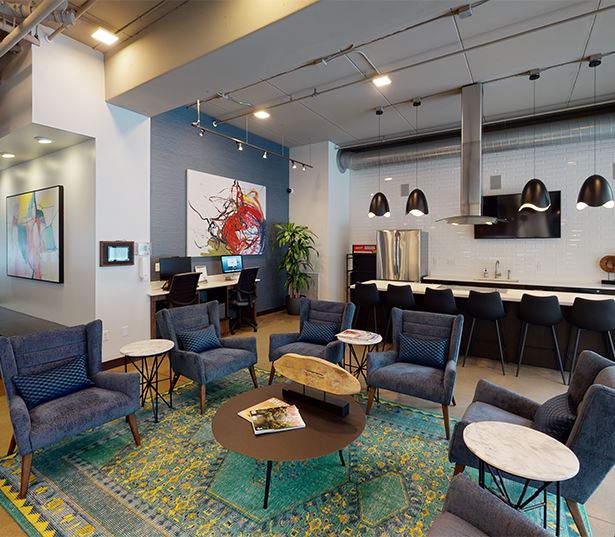 Minneapolis, MN Apartments in Uptown | Flux Apartments | Lobby