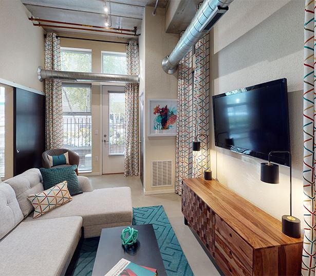 Minneapolis, MN Apartments in Uptown | Flux Apartments | Flux Model