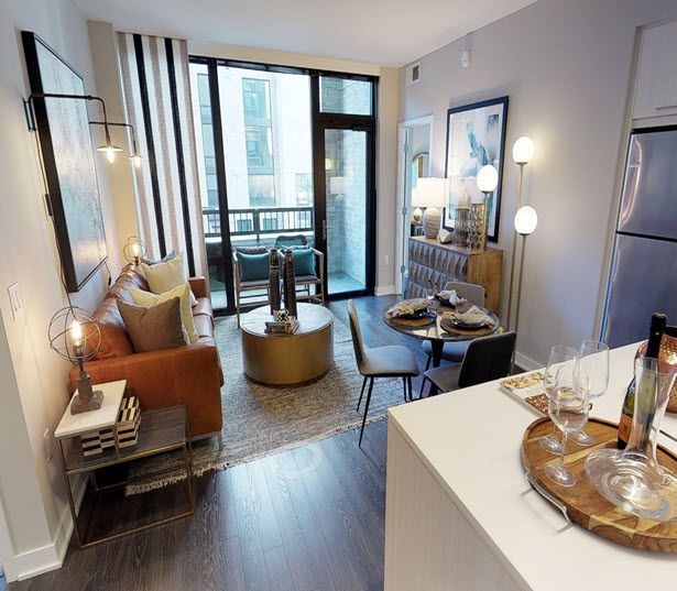 2 Bedroom Apartments in Reston, VA - Signature Apartments at Reston Town Center