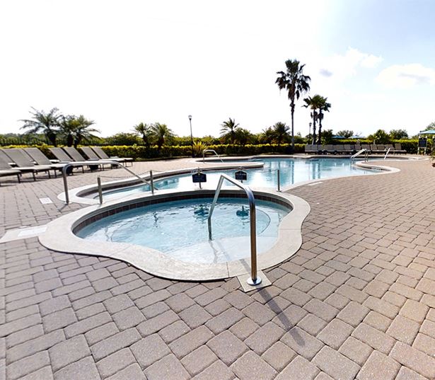 Reserve At Beachline apartments for rent in Orlando FL - Pool / Sundeck