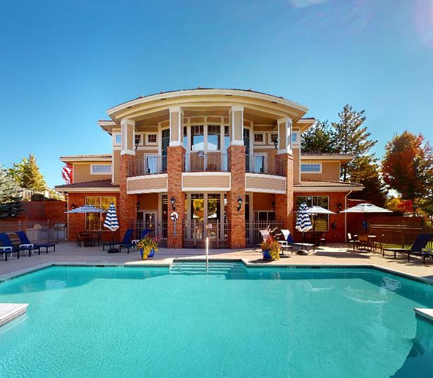 Apartments near Park Meadows - The Meadows at Meridian - Pool 360 Tour