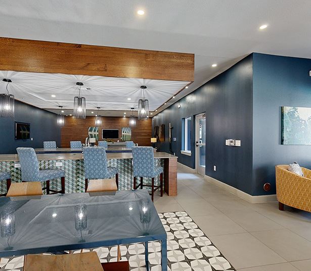 Larq Henderson Apartments in Knox Henderson - Resident Lounge Virtual Tour