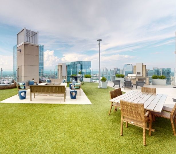 Midtown apartments for rent in Nashville - SkyHouse Nashville - SkyDeck