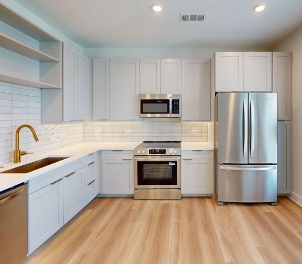 South Tampa Apartments for Rent - The Residence Peninsula - Compass Floor Plan Virtual Tour