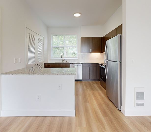 Lake Sammamish State Park apartments - The Timbers at Issaquah Ridge Tamarack 2 Bed