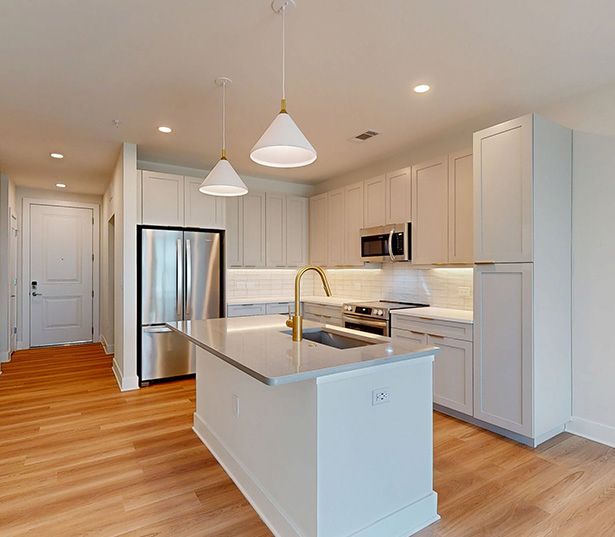 Pet Friendly Apartments in South Tampa - The Residence Peninsula - Waypoint Floor Plan Virtual Tour