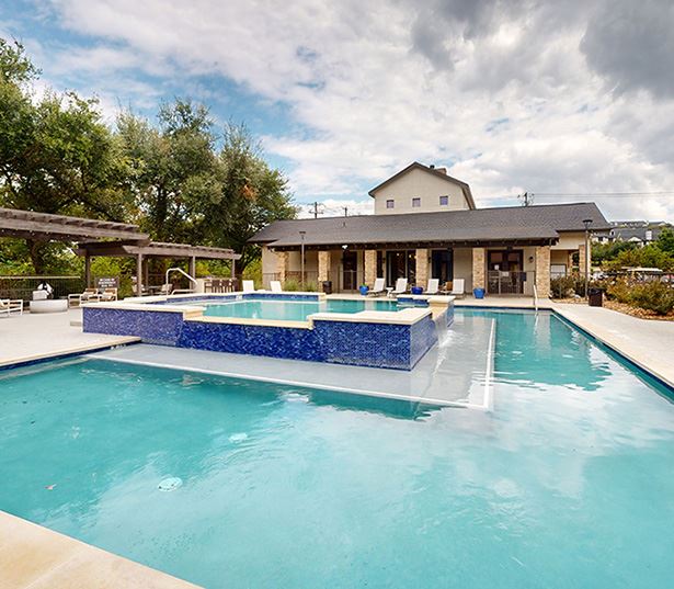 Austin, TX Apartments for Rent - Ridgeview - Swimming Pool